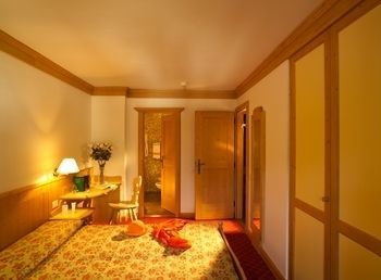 Lastei Aparthotel